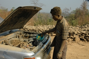 Jennifer Hile - Dusty Drive, Burma
